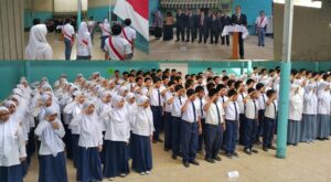 Upacara Bendera di Sekolah Indonesia. Sumber foto : Kemlu.go.id