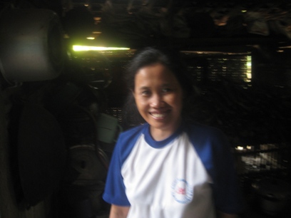 Siti Nurkhasanah, tenaga kerja wanita (TKW) asal Desa Pahonjean, Kecamatan Majenang, Kabupaten Cilacap. Ia mengalami depresi setelah enam tahun bekerja di luar negeri dan selama itu pula gajinya tidak dibayarkan.